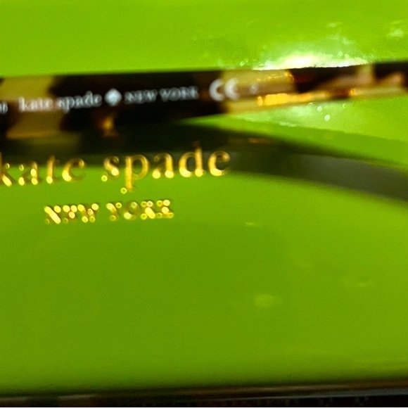 Brand new Kate Spade Tortoise Sunglasses. Never worn. Comes with original case. - Picture 3 of 4
